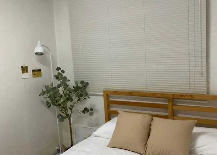 Private Quiet 2room In Nonhyun- Washer&dryer Combo Included